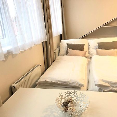Rezidence Weisovka Apartment เชสเกบูดิเยโจวิตเซ ภายนอก รูปภาพ