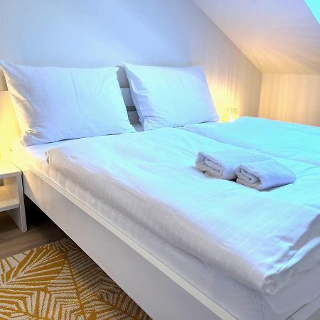 Rezidence Weisovka Apartment เชสเกบูดิเยโจวิตเซ ภายนอก รูปภาพ