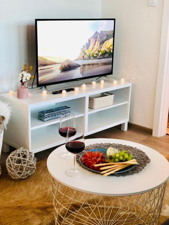 Rezidence Weisovka Apartment เชสเกบูดิเยโจวิตเซ ภายนอก รูปภาพ