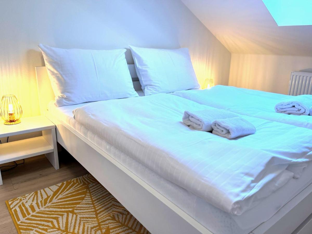 Rezidence Weisovka Apartment เชสเกบูดิเยโจวิตเซ ภายนอก รูปภาพ