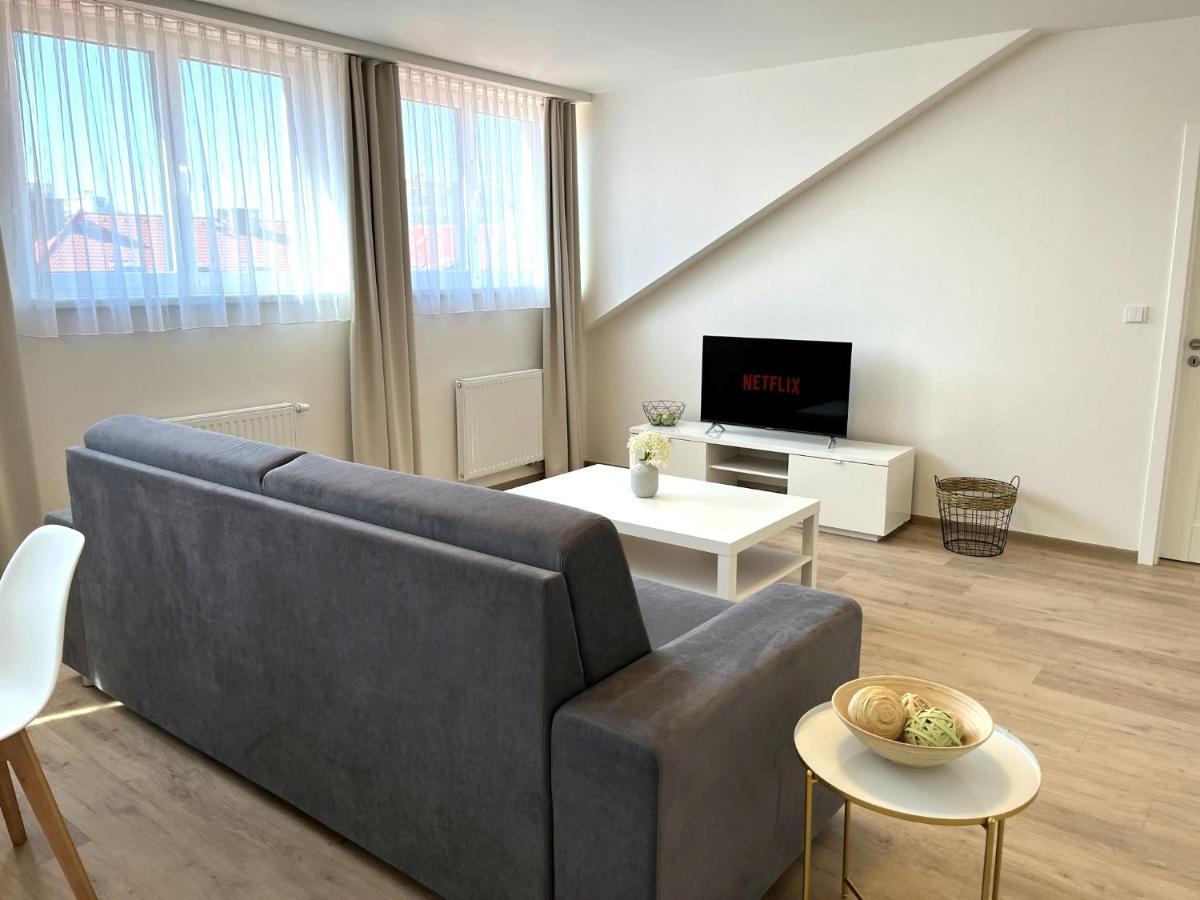 Rezidence Weisovka Apartment เชสเกบูดิเยโจวิตเซ ภายนอก รูปภาพ